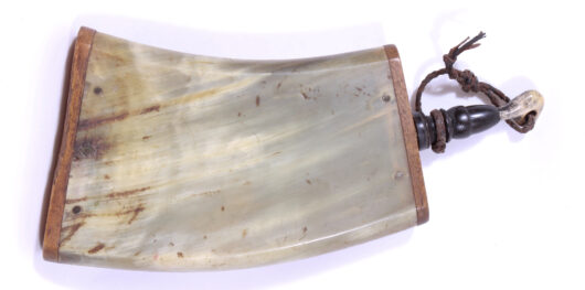 18055 - Large German powder horn, circa 1750